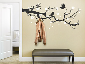 Garderobe Ast mit Kirschblüten