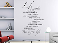 Wandtattoo Life is Simple in englisch auf heller Wand