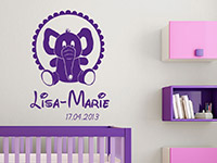 Wandtattoo Babyelefant mit Name in violett