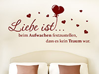 Wandtattoo Liebe ist beim Aufwachen... im Schlafzimmer