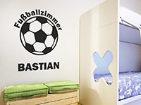 Wandtattoo Fußballzimmer mit Name im Kinderzimmer