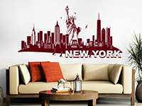 New York Skyline Wandtattoo mit Freiheitsstatue in rot