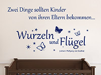 dekoratives Wurzel und Flügel Wandtattoo im Babyzimmer