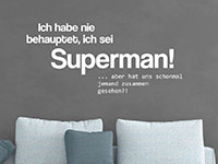 Wandtattoo Superman in weiß im Wohnzimmer