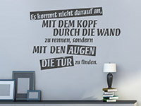 Wandtattoo Spruch Mit dem Kopf durch die Wand im Wohnzimmer