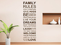 Familien Wandtattoo Family Rules in englisch auf farbigem Hintergrund