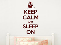 Wandtattoo Keep calm and sleep on im Schlafzimmer