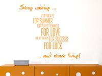 Motivierender Wandtattoo Spruch Stop waiting in leuchtend orange