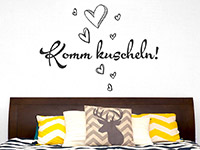 Komm kuscheln! Wandtattoo mit Herzen im Schlafzimmer