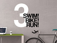 Wandtattoo Swim Bike Run im Arbeitszimmer in weiß und schwarz
