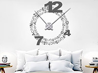 Wandtattoo Uhr Typographie im Schlafzimmer in grau