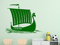 Wandtattoo Wikinger Schiff auf heller Wand