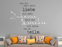 Wandtattoo Spruch Was ich noch mehr liebe auf hellem Hintergrund