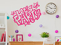 Wandtattoo Let's Party im Jugendzimmer in pink