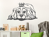 Süßes Wandtattoo King Charles Spaniel im Kinderzimmer