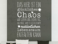 Wandtattoo Ein glückliches Chaos im Wohnzimmer