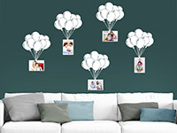 Foto Wandtattoo Fotorahmen Luftballons auf dunkler Wand