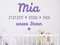 Baby Wandtattoo Babyname mit Geburtsdaten im Kinderzimmer
