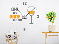 Wandtattoo Uhr Wine als zweifarbiges Highlight