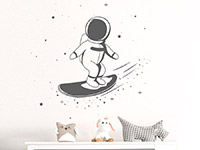 Weltraum Wandtattoo Kleiner Astronaut Sternensurfer