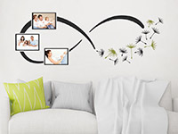 Wandtattoo Fotorahmen Infinity mit Samen im Wohnzimmer