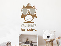 Eulen Wandtattoo Owlways be calm auf heller Wand