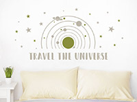 Weltall Wandtattoo Travel the universe auf heller Wand