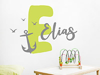 Wandtattoo Name mit Buchstabe und Anker im Kinderzimmer