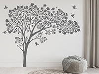 Wandtattoo Blüten Baum mit Blättern auf hellem Hintergrund