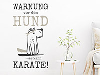 Wandtattoo Warnung vor dem Hund im Wohnzimmer