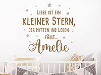 Babyspruch Wandtattoo Liebe ist ein kleiner Stern mit Name auf heller Wand