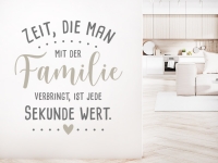 Familien Wandtattoo Zeit mit der Familie auf heller Wand