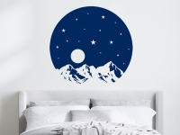 Wandtattoo Mond und Sterne in den Bergen im Schlafzimmer