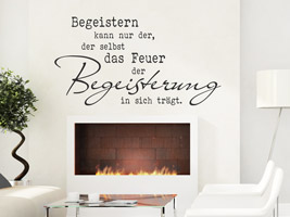 Wandtattoo Spruch über dem Kamin