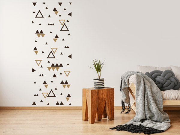Wandtattoo Geometrische Dreiecke im Wohnzimmer