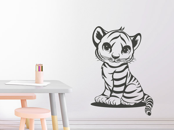 Wandtattoo Kleiner Tiger im Kinderzimmer