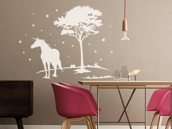 Wandtattoo Landschaft mit Einhorn und Sternen im Esszimmer