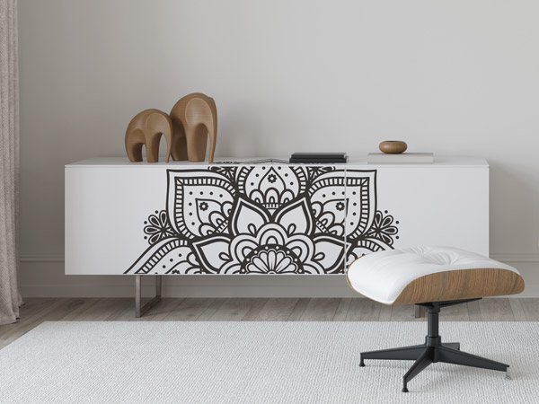 Wandtattoo Mandala aif dem Schrank