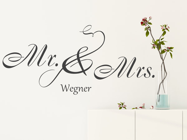  Wandtattoo Mr und Mrs mit Name als Hochzeitsdeko