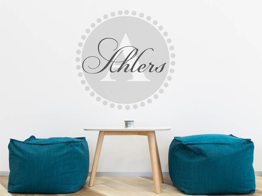 Ahlers Familienname als rundes Monogramm