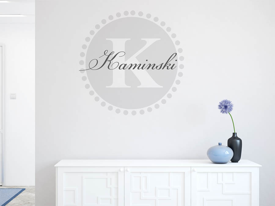 Kaminski Familienname als rundes Monogramm
