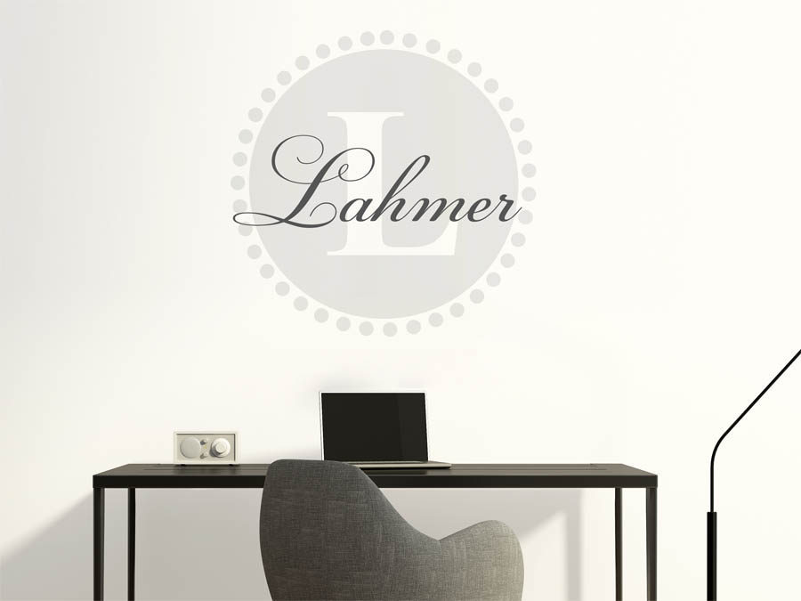 Lahmer Familienname als rundes Monogramm
