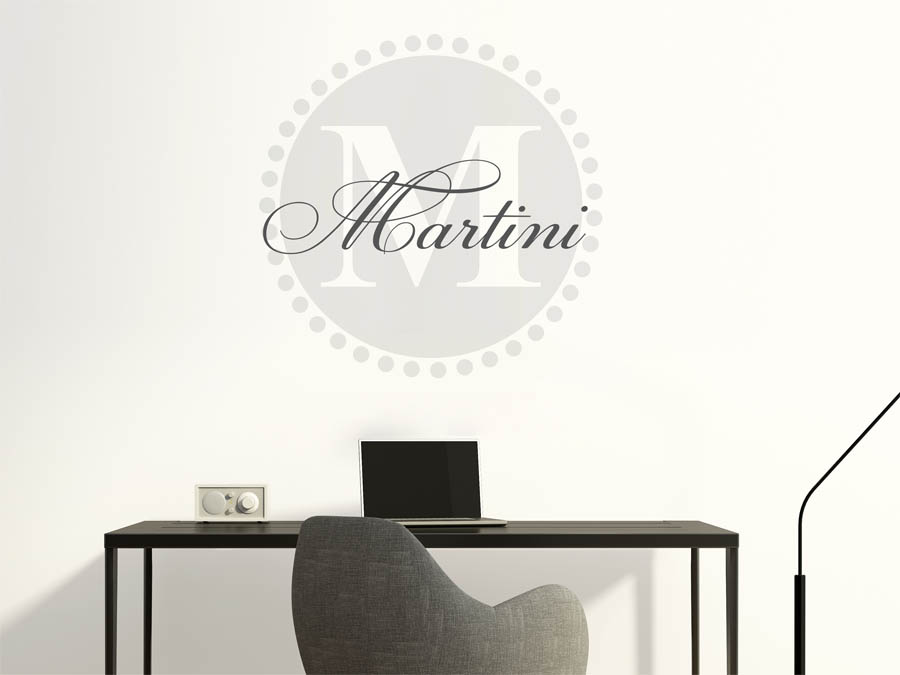 Martini Familienname als rundes Monogramm