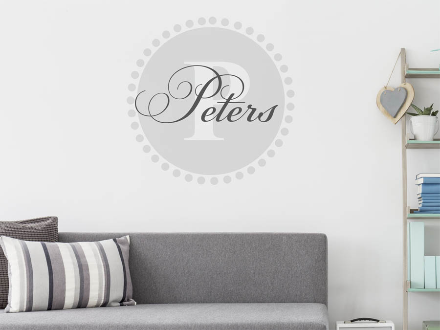 Peters Familienname als rundes Monogramm