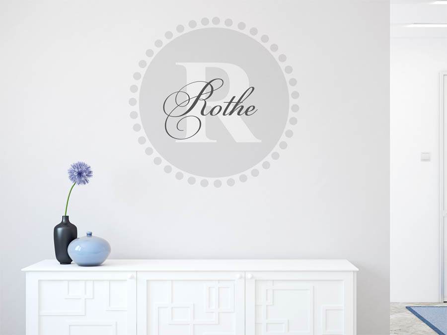 Rothe Familienname als rundes Monogramm