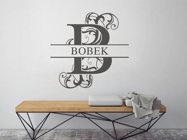 Wandtattoo verschnörkeltes B mit Bobek