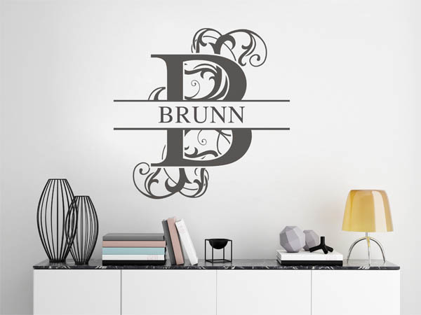 Wandtattoo verschnörkeltes B mit Brunn