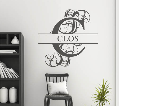 Wandtattoo verschnörkeltes C mit Clos