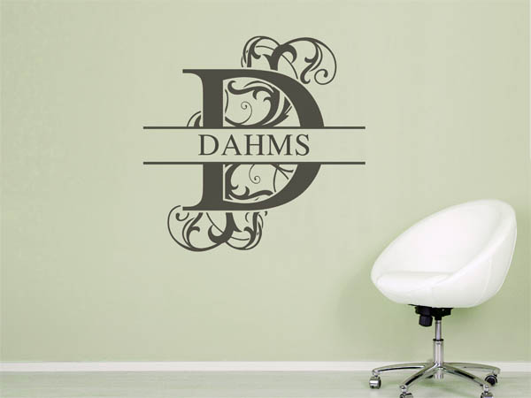 Wandtattoo verschnörkeltes D mit Dahms