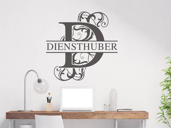 Wandtattoo verschnörkeltes D mit Diensthuber